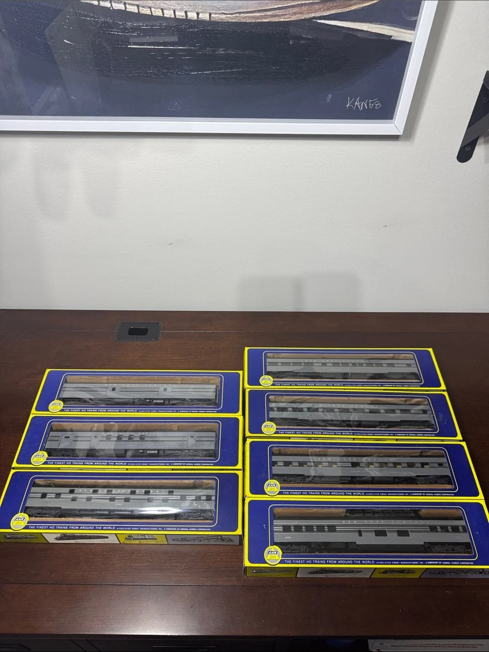 AHM/Rivarossi New York Central 1930’s HO Scale 7 Piece Passenger Car Set (New)